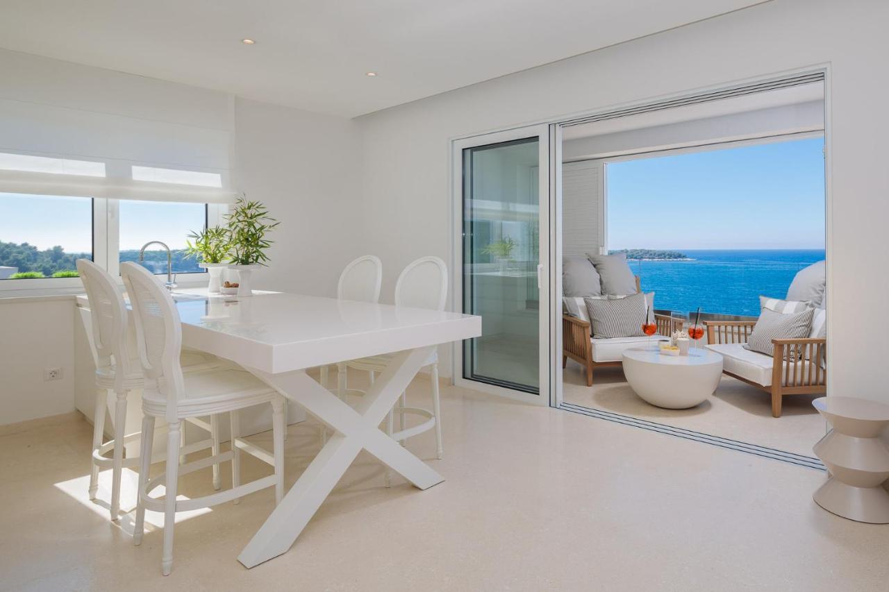 Luxury Seafront Villa Primosten Glamour With Private Pool, Sauna And Gym At The Beach In Primošten Eksteriør bilde