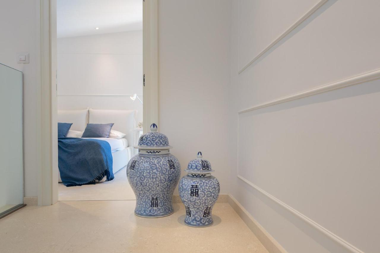 Luxury Seafront Villa Primosten Glamour With Private Pool, Sauna And Gym At The Beach In Primošten Eksteriør bilde