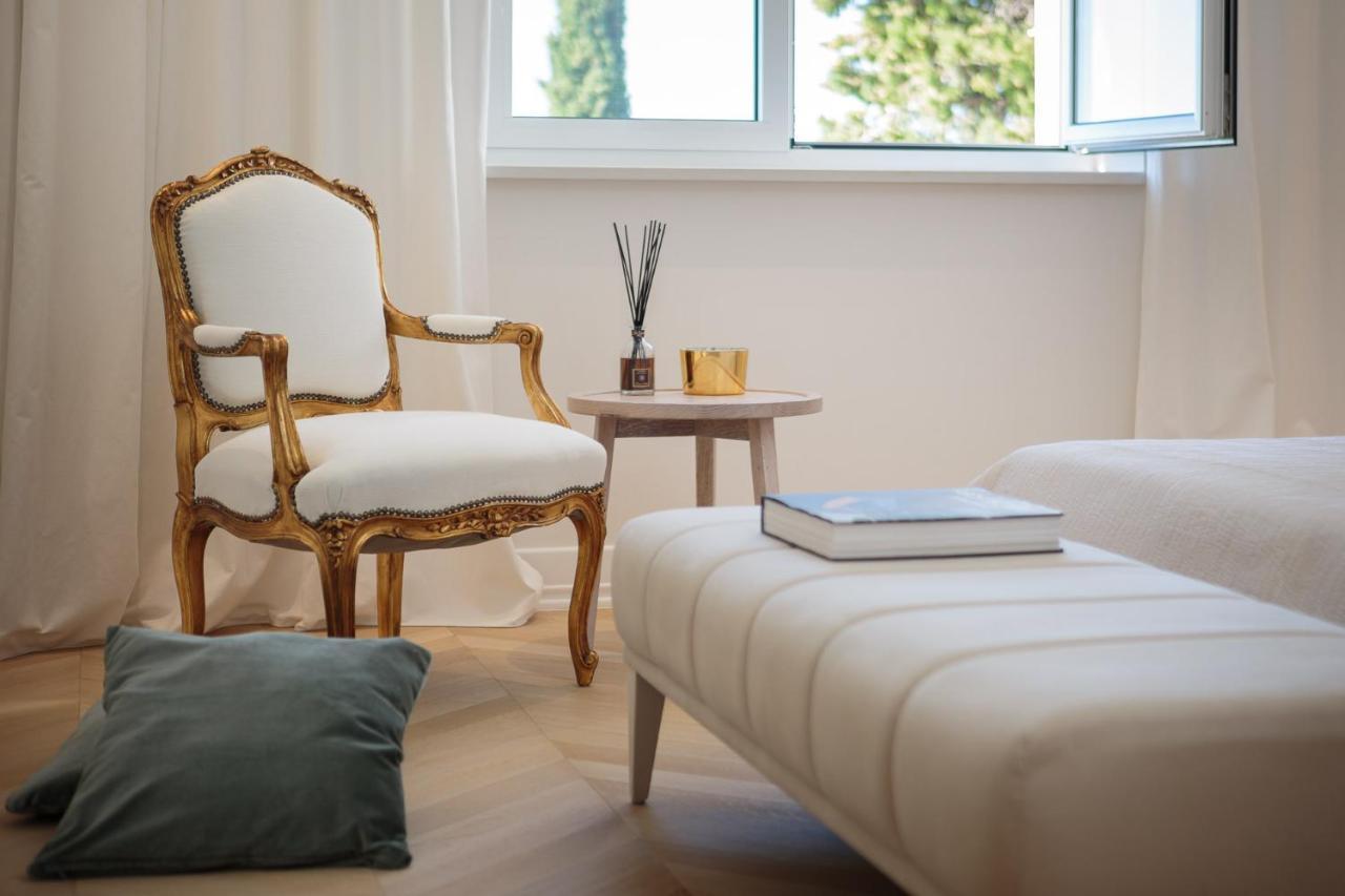 Luxury Seafront Villa Primosten Glamour With Private Pool, Sauna And Gym At The Beach In Primošten Eksteriør bilde
